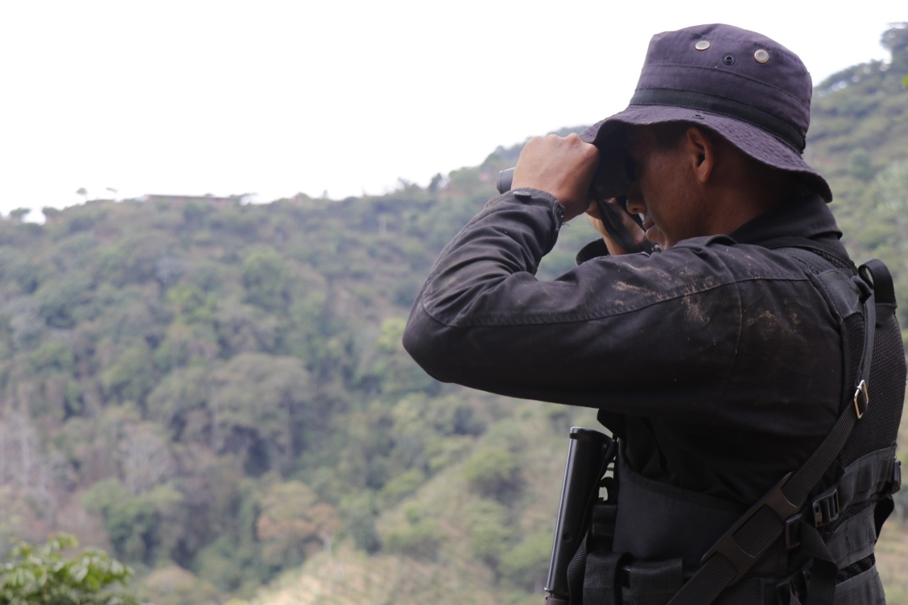 Unidades de la PNC buscan sin descanso a los delincuentes que amedrentan a la población unidades-de-la-pnc-buscan-sin-descanso-a-los-delincuentes-que-amedrentan-la-tranquilidad-de-la-poblacion
